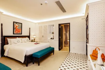 Annam Heritage Suite - massage inclus — Alagon D'antique Boutique Hotel & Spa